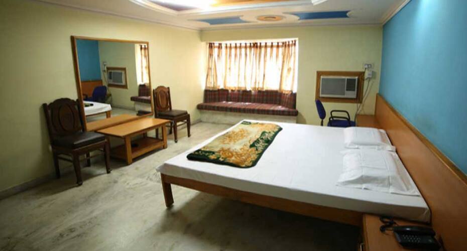 Hotel New Janpath, Mehsana 2